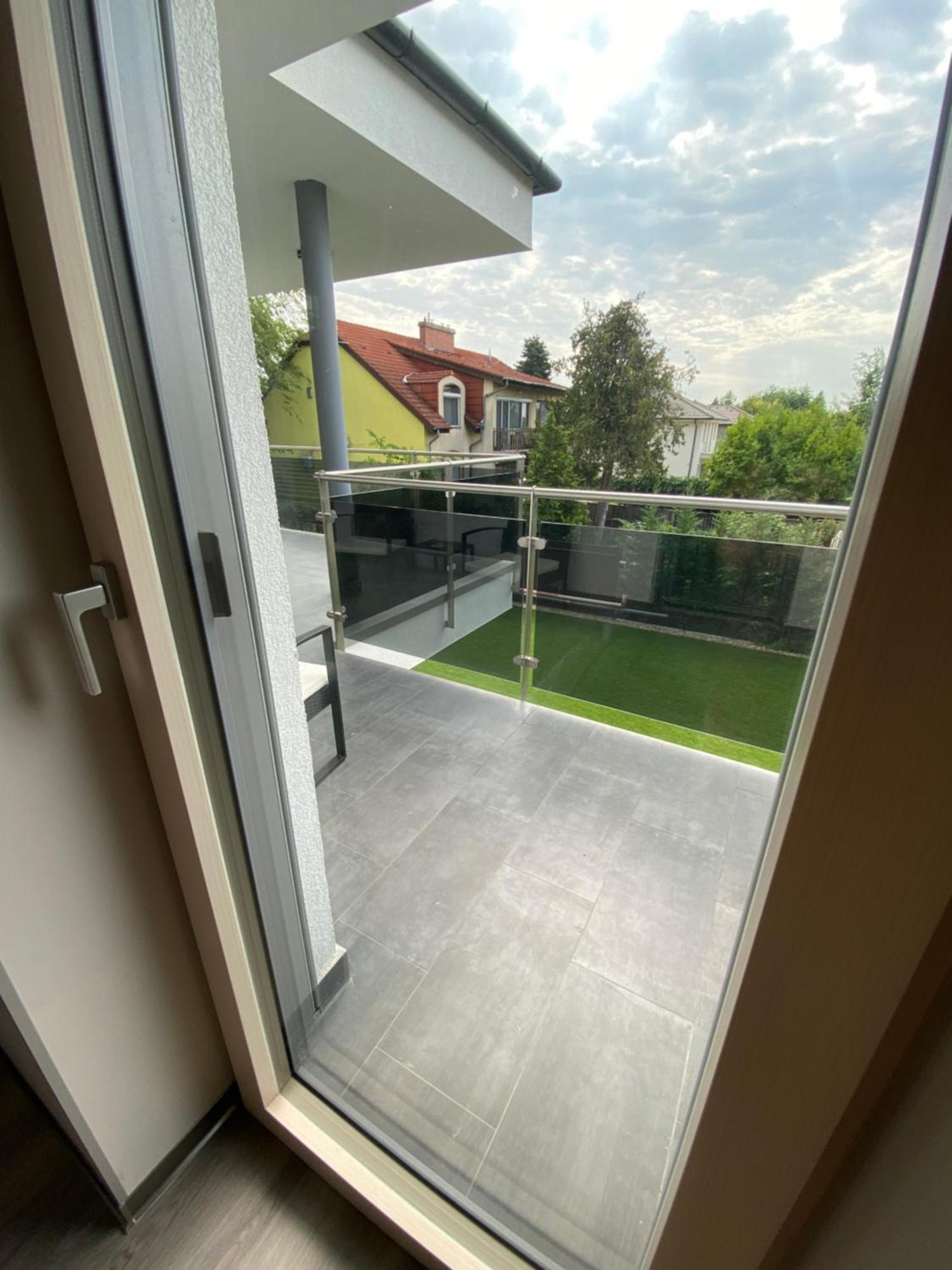 Modern Living In Βουδαπέστη Εξωτερικό φωτογραφία